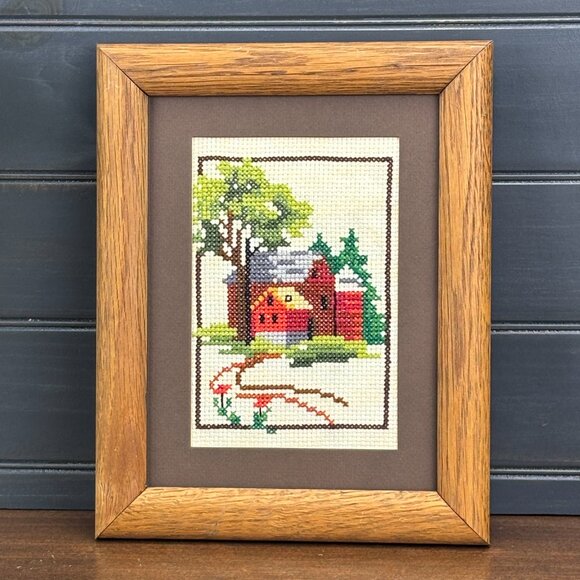 Vintage Framed Cross Stitch Country House or Red Barn in Solid Oak Wood Frame - Picture 2 of 12